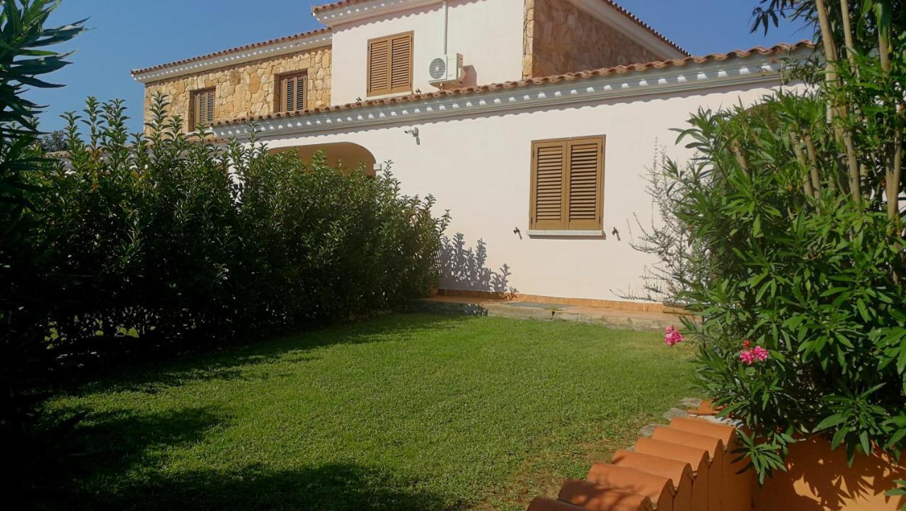 Appartamento Residenziale Trilocale 6 Posti Letto Via Sardegna San Teodoro San Teodoro  Exterior foto