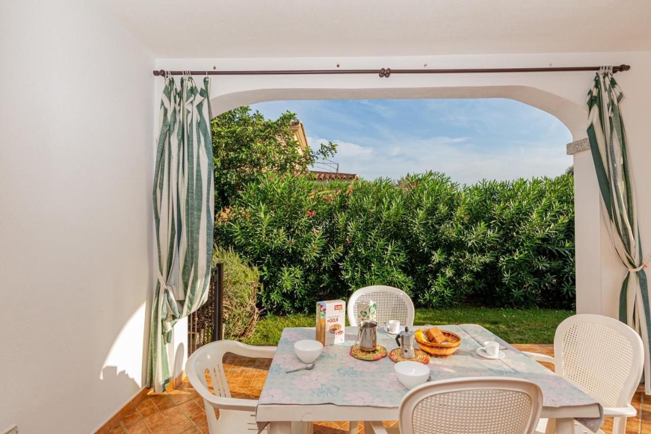 Appartamento Residenziale Trilocale 6 Posti Letto Via Sardegna San Teodoro San Teodoro  Exterior foto